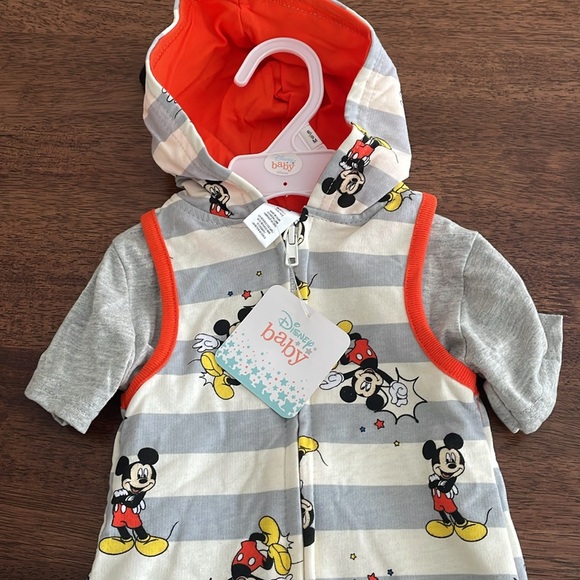 Disney Baby and Mon Cheri 6-9 months outfit bundle - Picture 6 of 11